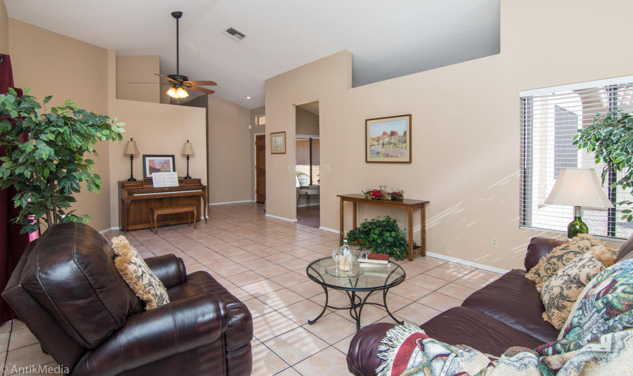 967 W Sunward Dr, Gilbert, AZ 85233 photo 4