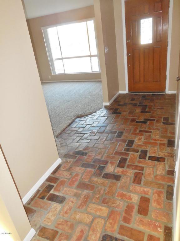101 E Joan D Arc Ave, Phoenix, AZ 85022 photo 4