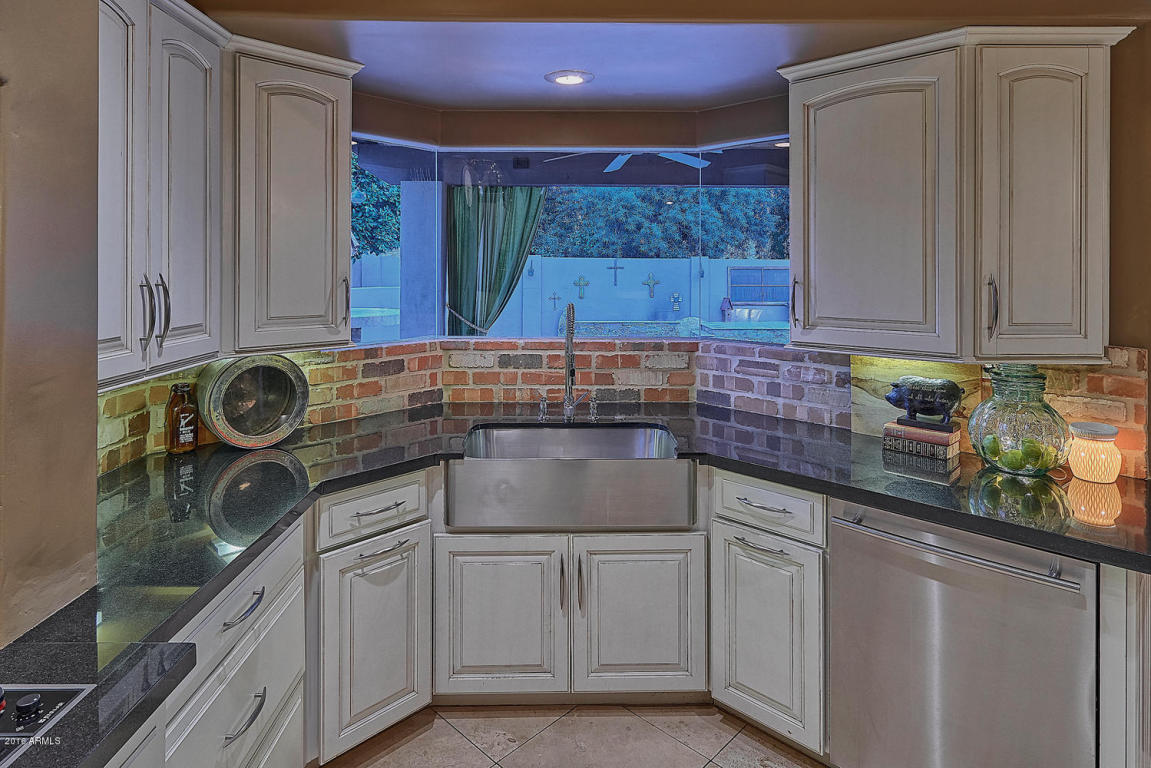 4517 E Grandview Rd, Phoenix, AZ 85032 photo 16