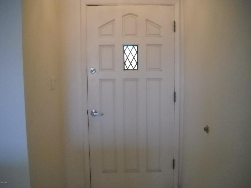 918 E Wesleyan Dr, Tempe, AZ 85282 photo 3