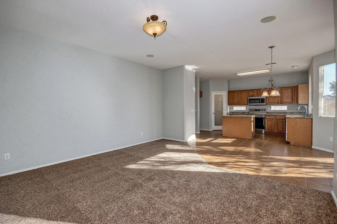 1217 E Grenadine Rd, Phoenix, AZ 85040 photo 6