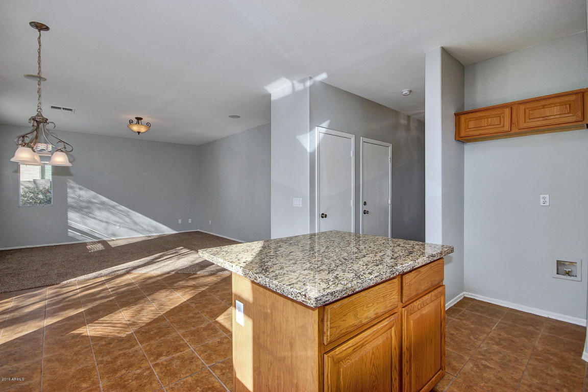 1217 E Grenadine Rd, Phoenix, AZ 85040 photo 3