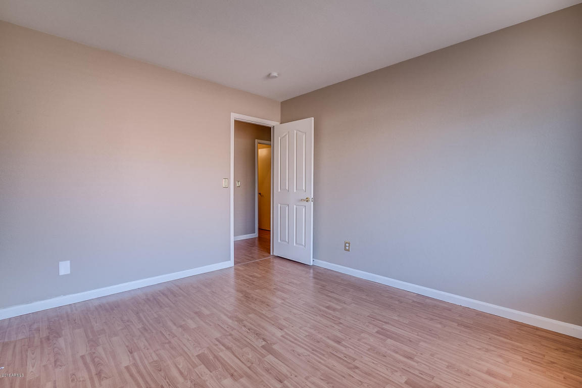 913 W Iris Dr, Gilbert, AZ 85233 photo 17