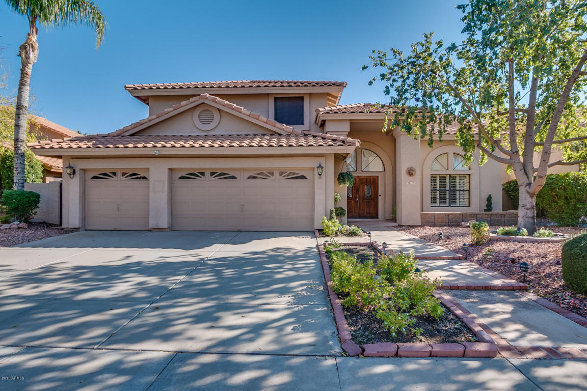 913 W Iris Dr, Gilbert, AZ 85233 photo 1