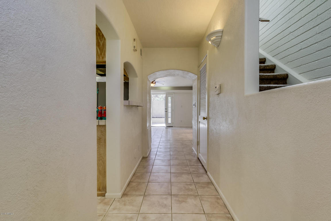 1264 E Medlock Dr, Phoenix, AZ 85014 photo 3