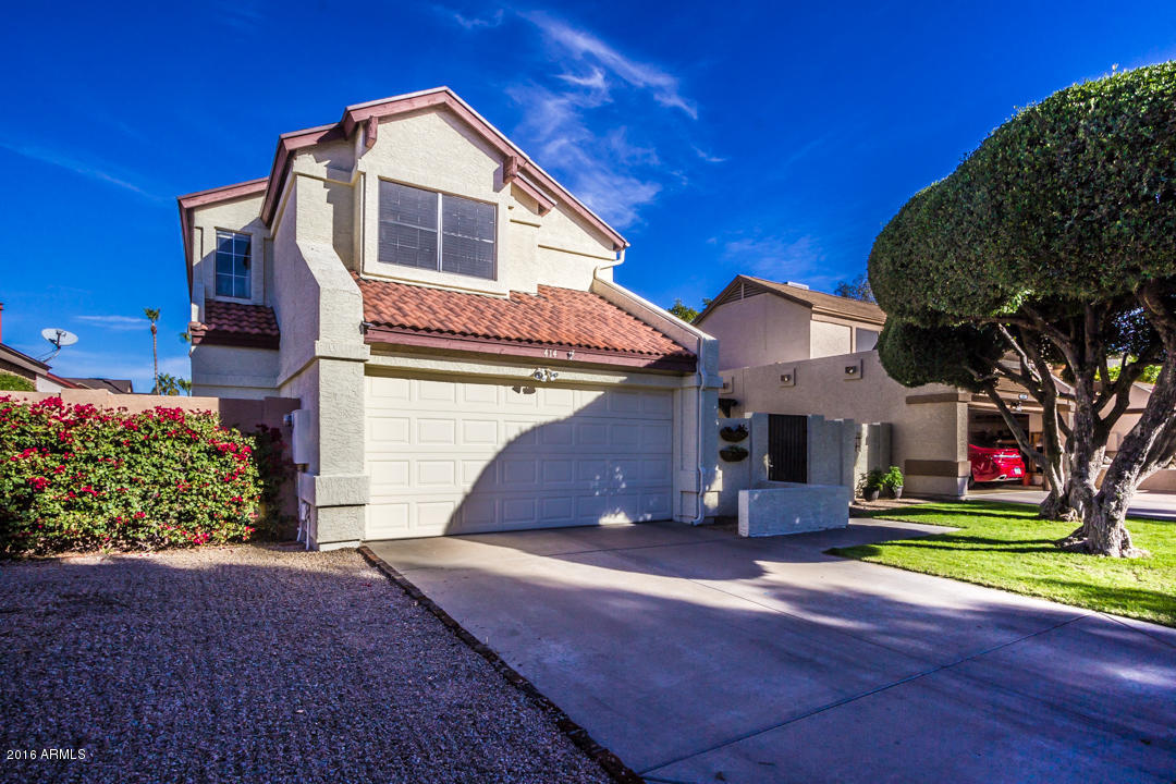 414 E Taro Ln, Phoenix, AZ 85024 photo 1