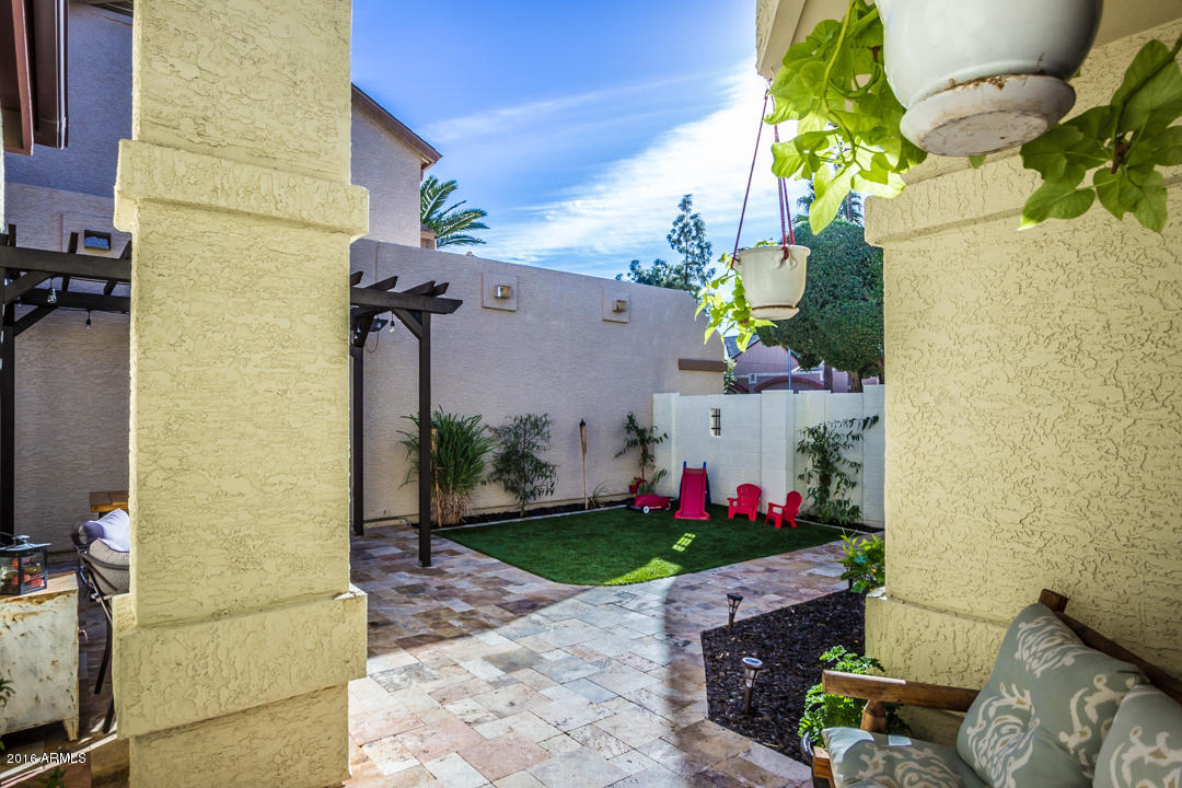 414 E Taro Ln, Phoenix, AZ 85024 photo 28