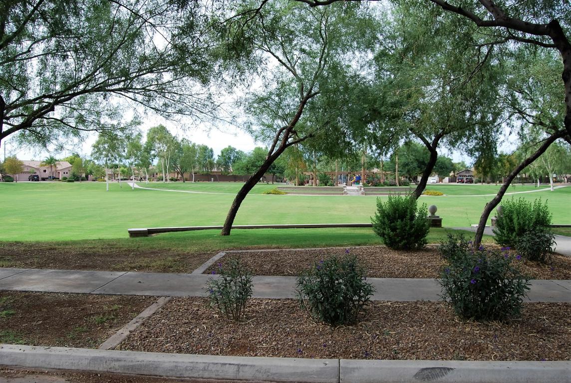 4663 E Cabrillo Dr, Gilbert, AZ 85297 photo 7