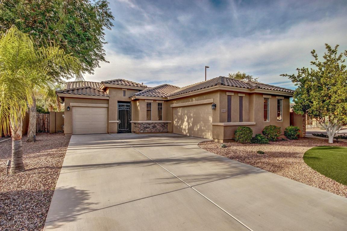 6844 S Crestview Dr, Gilbert, AZ 85298 photo 1