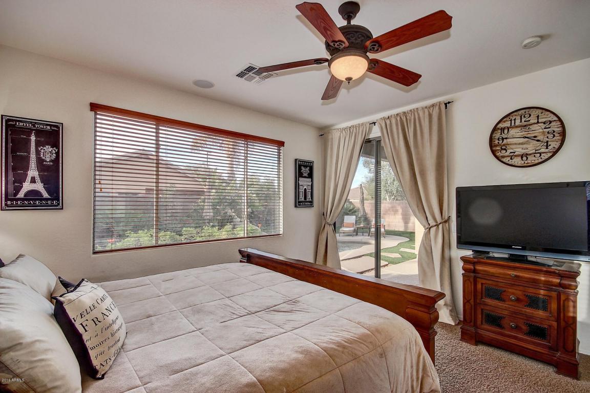 6844 S Crestview Dr, Gilbert, AZ 85298 photo 10