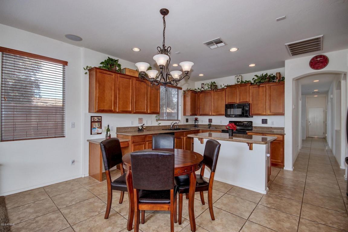 6844 S Crestview Dr, Gilbert, AZ 85298 photo 6