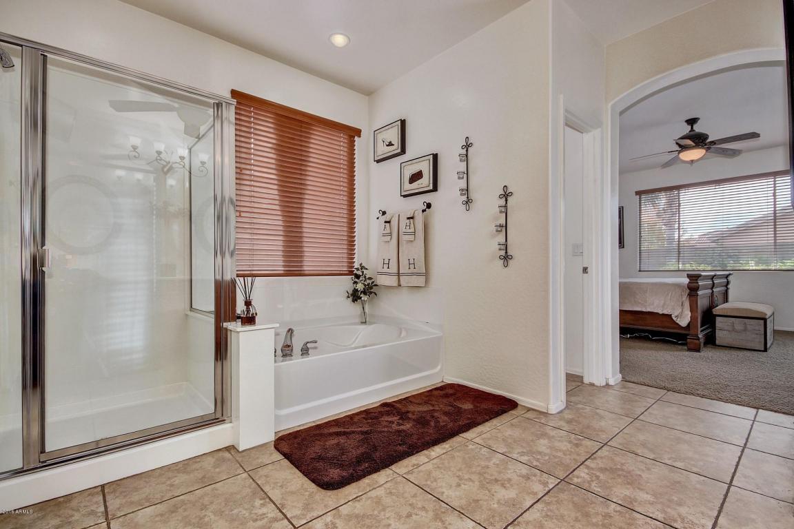 6844 S Crestview Dr, Gilbert, AZ 85298 photo 12