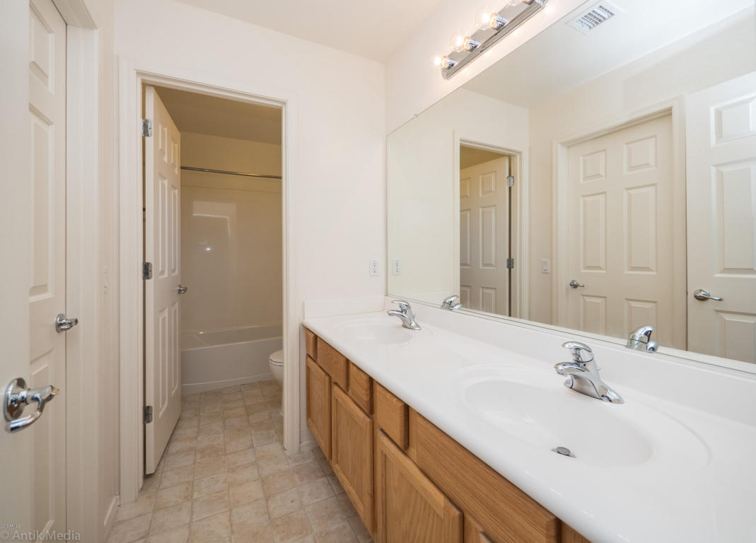 3475 E Arianna Ave, Gilbert, AZ 85298 photo 24