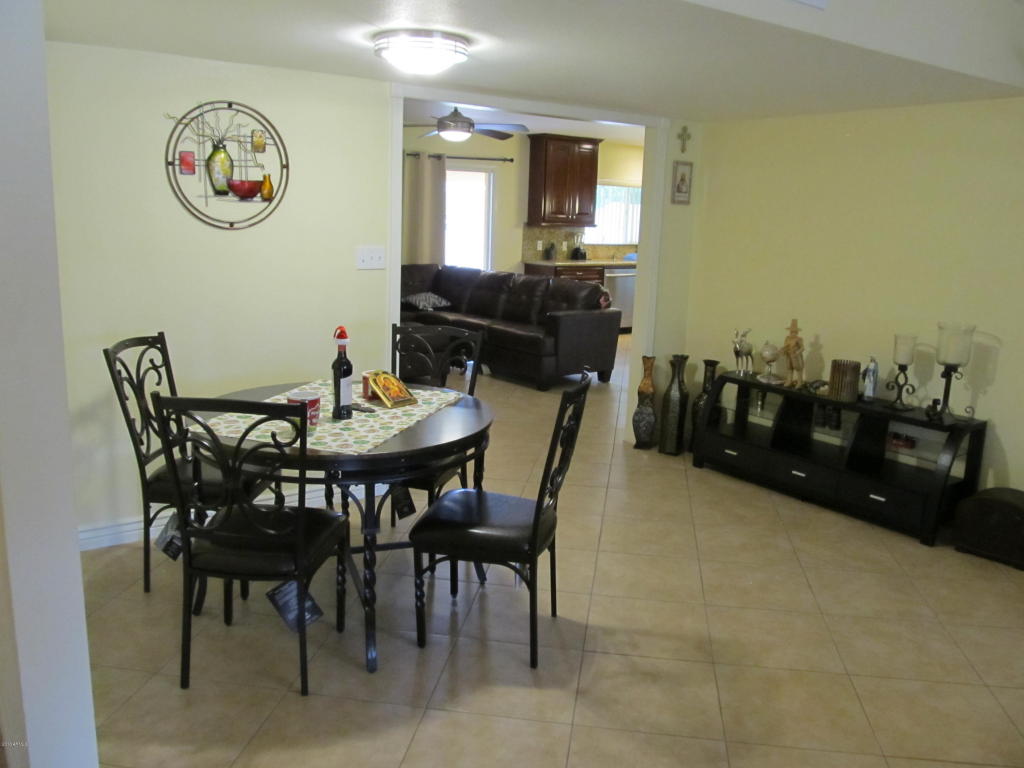 3717 E Mercer Ln, Phoenix, AZ 85028 photo 6