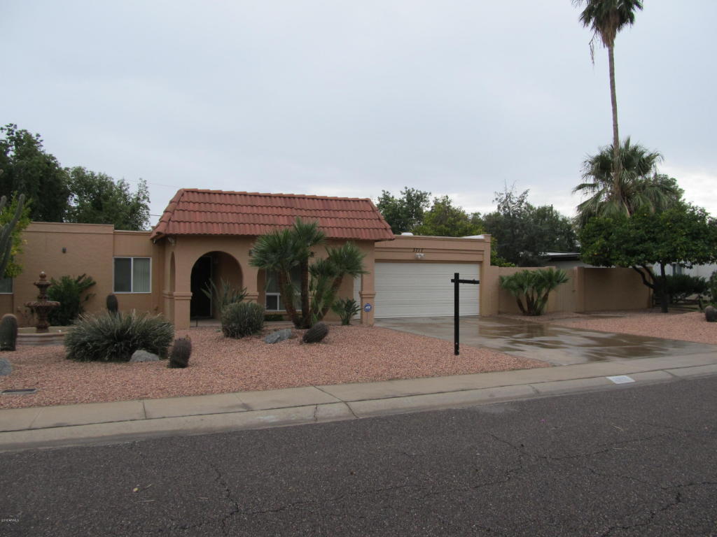 3717 E Mercer Ln, Phoenix, AZ 85028 photo 3