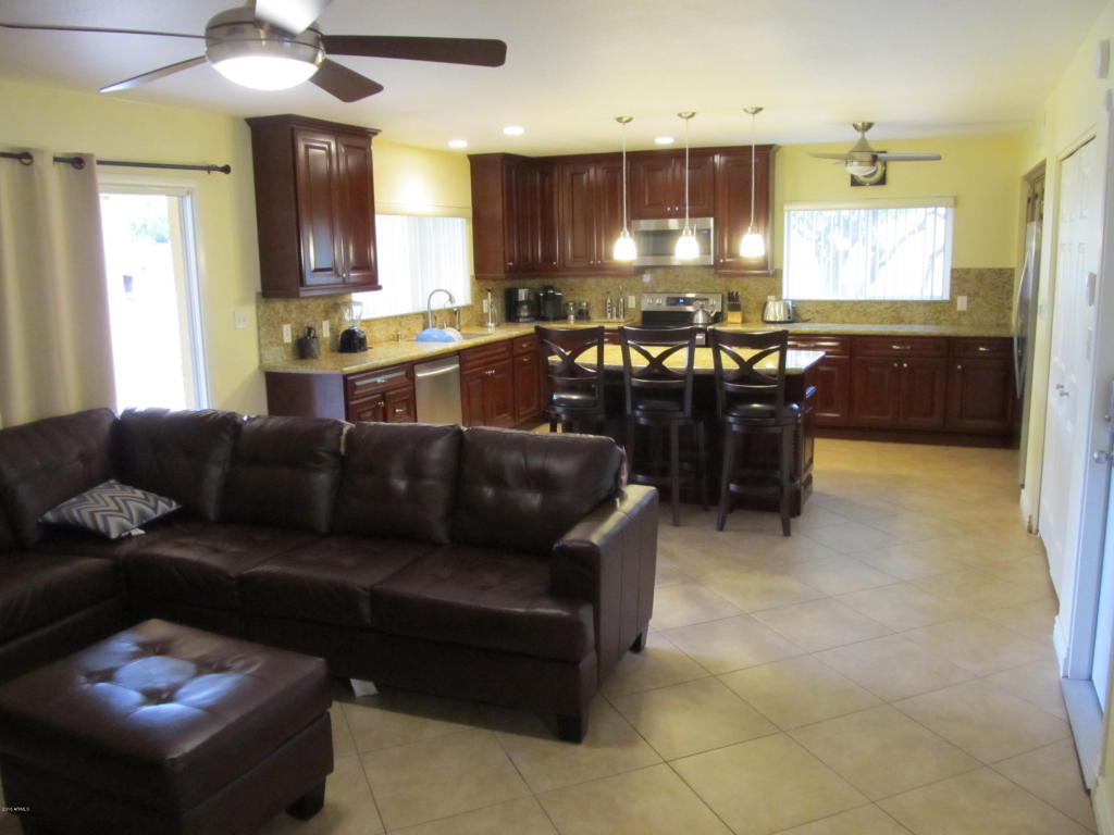 3717 E Mercer Ln, Phoenix, AZ 85028 photo 7