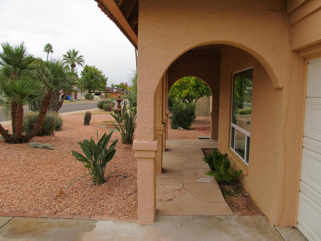3717 E Mercer Ln, Phoenix, AZ 85028 photo 4