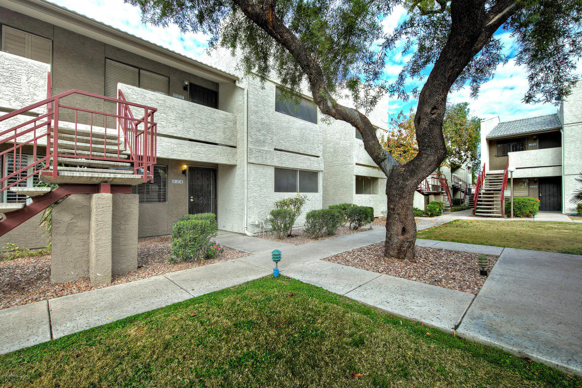 3301 Earll Dr #124, Phoenix, AZ 85018 photo 1