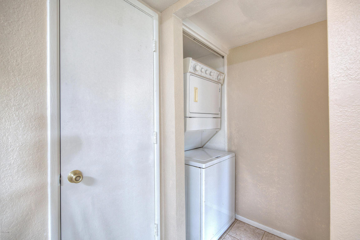 3301 Earll Dr #124, Phoenix, AZ 85018 photo 13