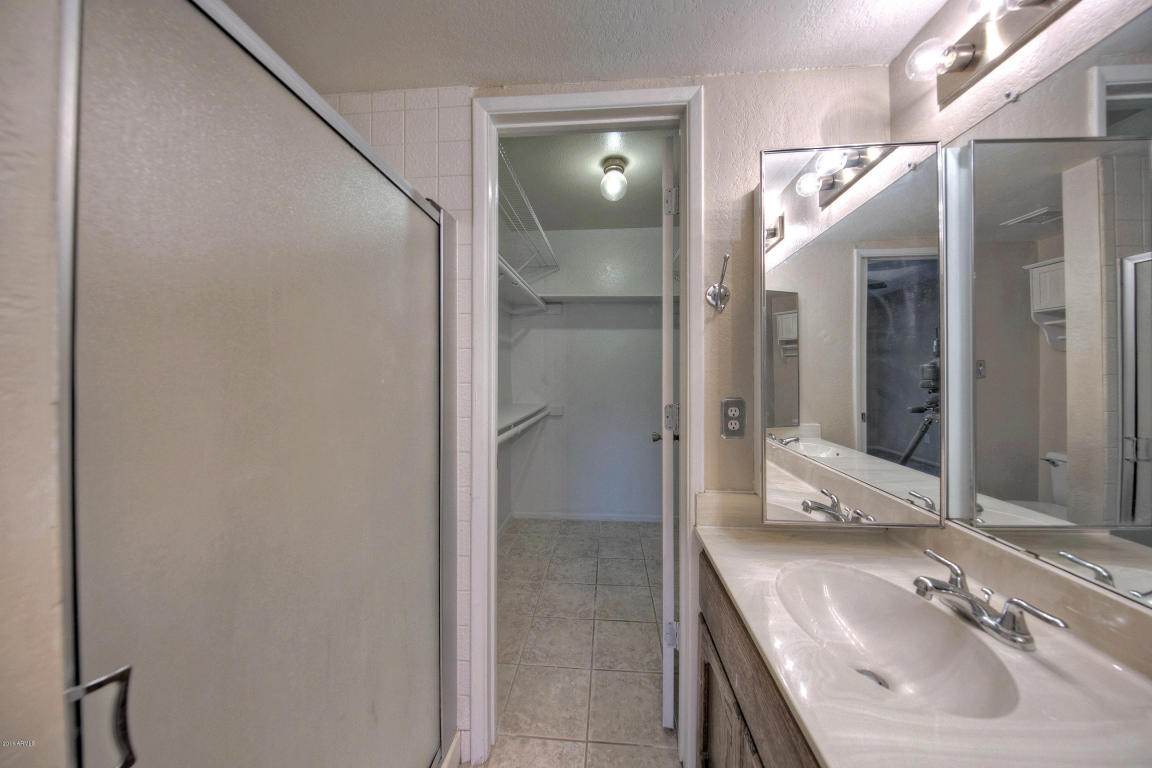 3301 Earll Dr #124, Phoenix, AZ 85018 photo 17