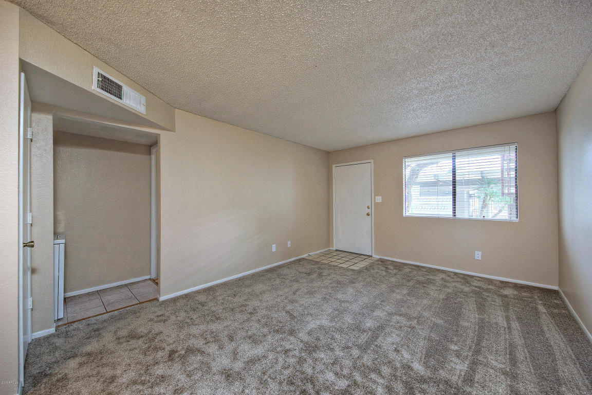 3301 Earll Dr #124, Phoenix, AZ 85018 photo 5