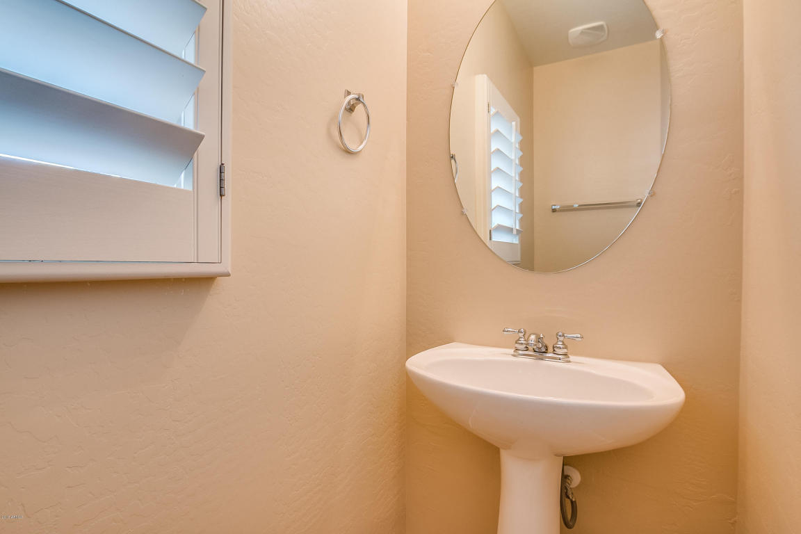 2125 E Sunland Ave, Phoenix, AZ 85040 photo 10