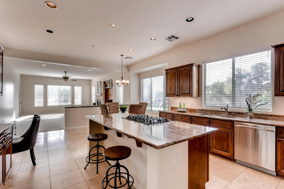 3951 E Navigator Ln, Phoenix, AZ 85050 photo 11