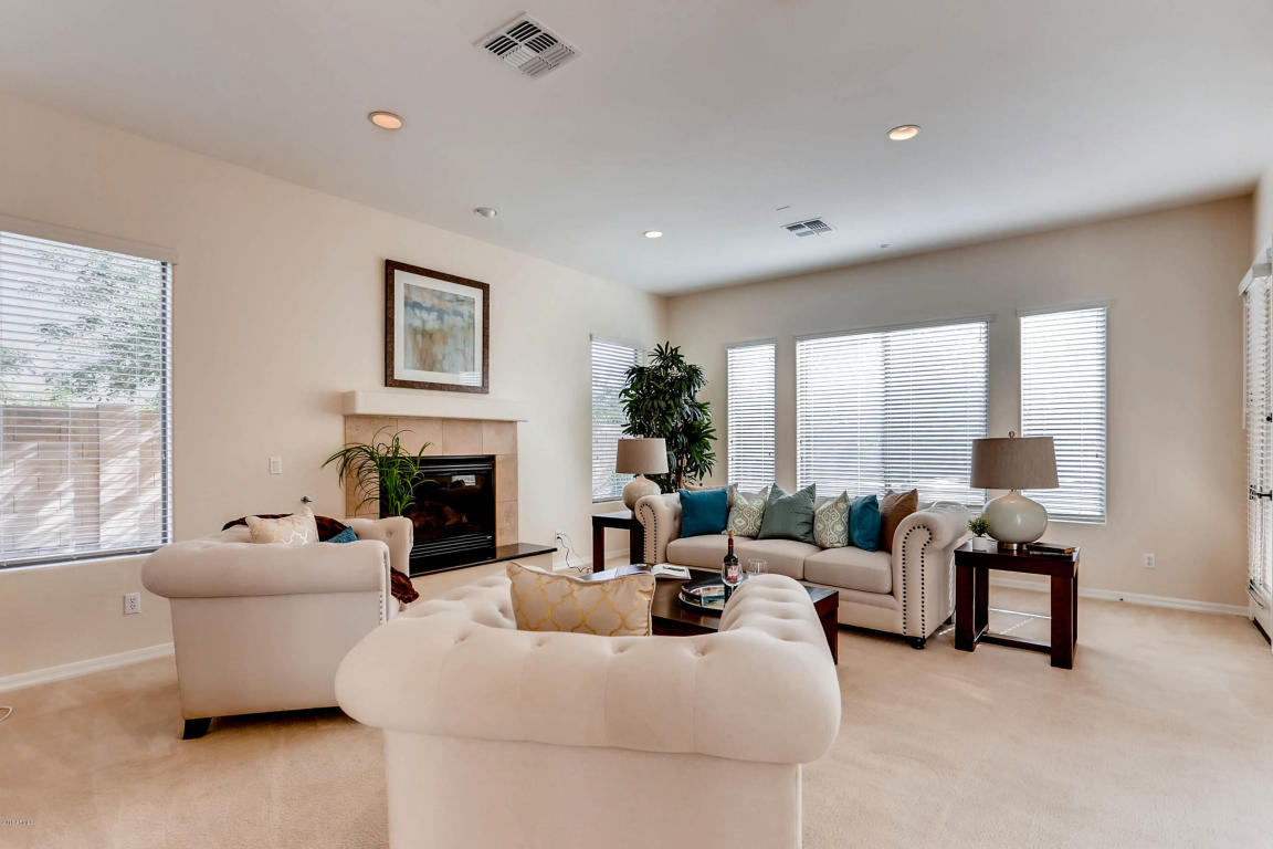 3951 E Navigator Ln, Phoenix, AZ 85050 photo 5