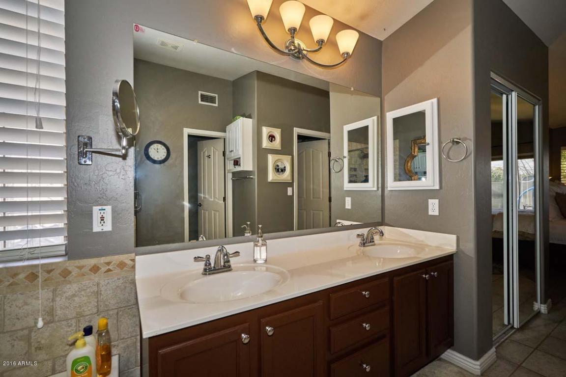 1281 N Mckenna Ln, Gilbert, AZ 85233 photo 26