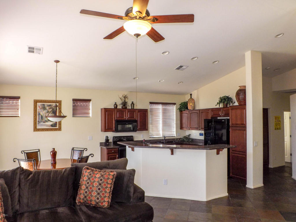 3831 E Pollack St, Phoenix, AZ 85042 photo 6