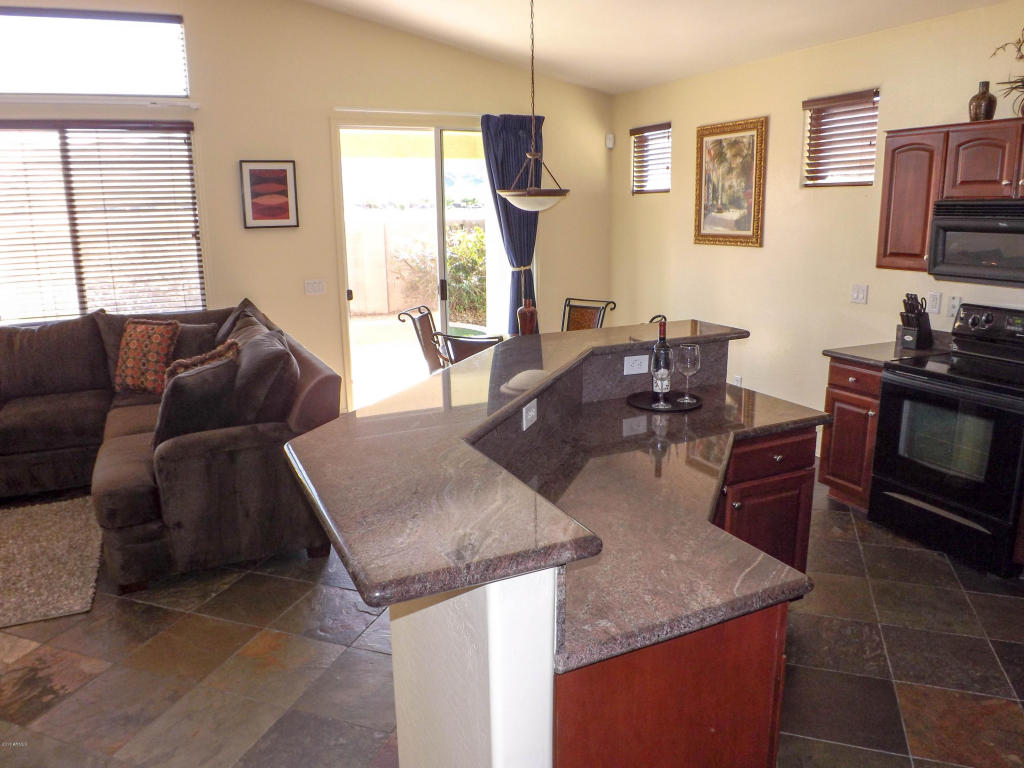 3831 E Pollack St, Phoenix, AZ 85042 photo 13