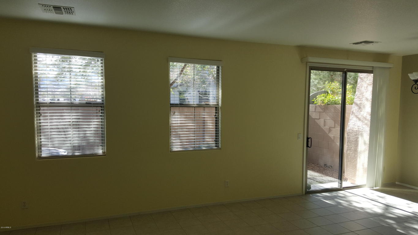 2941 E Dunbar Dr, Phoenix, AZ 85042 photo 5