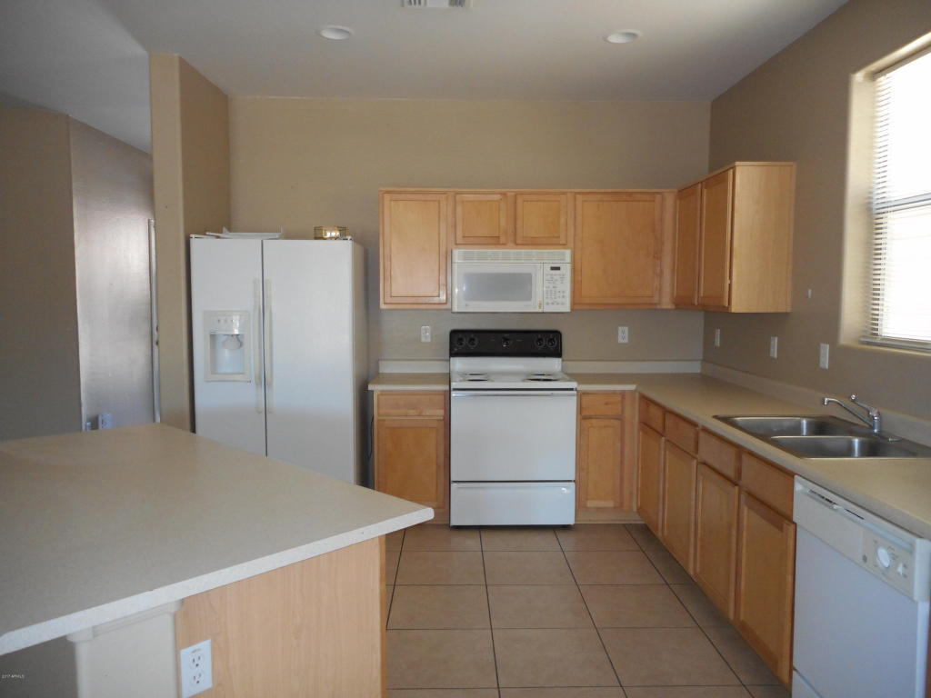 1837 E Patrick Ln, Phoenix, AZ 85024 photo 5