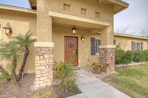 504 E Flynn Ln, Phoenix, AZ 85012 photo 2