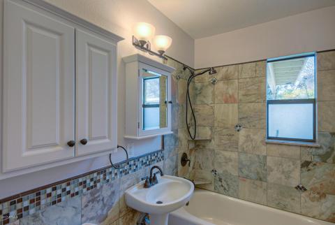 504 E Flynn Ln, Phoenix, AZ 85012 photo 12