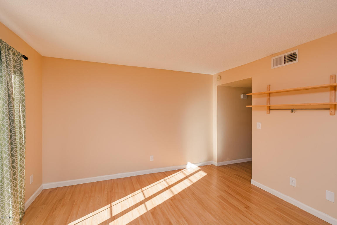 2854 E Clarendon Ave, Phoenix, AZ 85016 photo 4