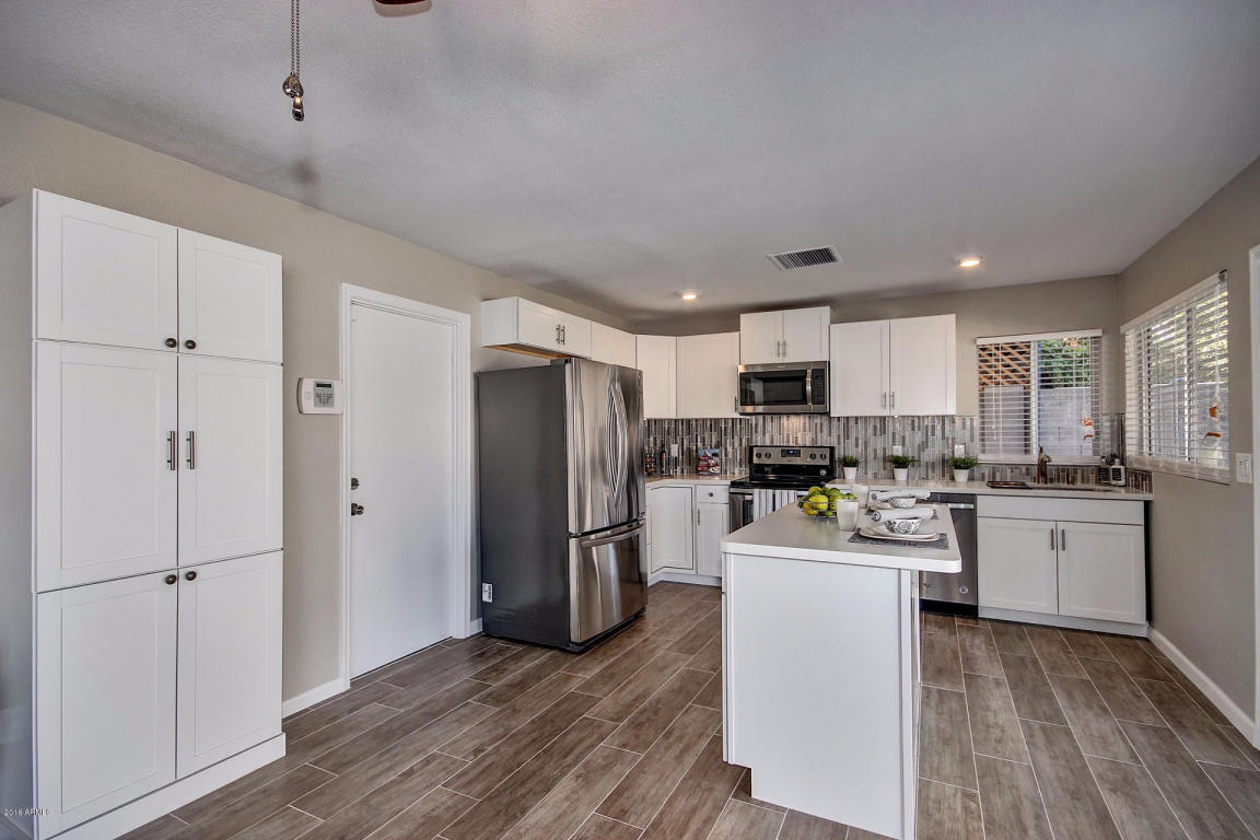 4822 E Pearce Rd, Phoenix, AZ 85044 photo 9