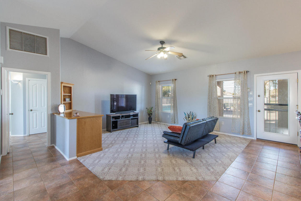 2698 E Claxton Rd, Gilbert, AZ 85297 photo 3