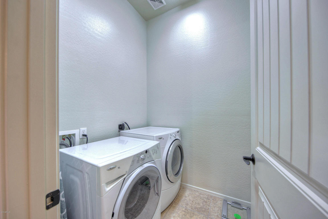 8736 E Ivy St, Mesa, AZ 85207 photo 18
