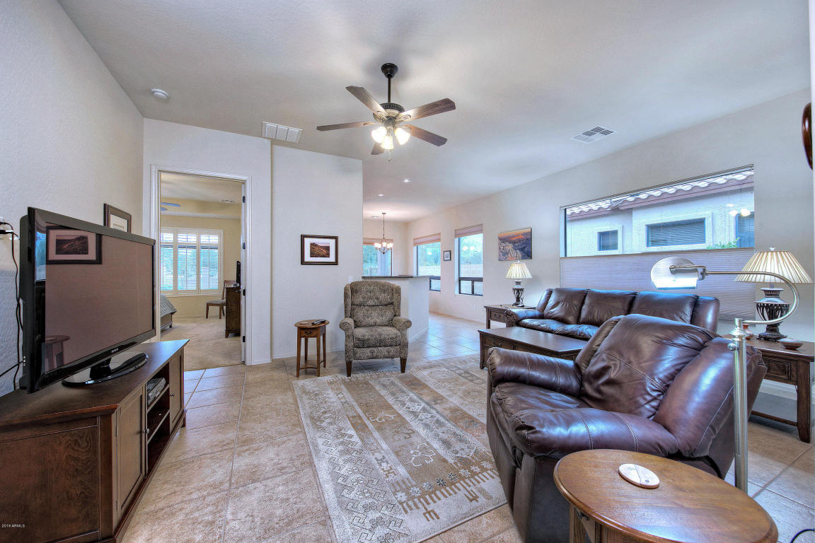 8736 E Ivy St, Mesa, AZ 85207 photo 4