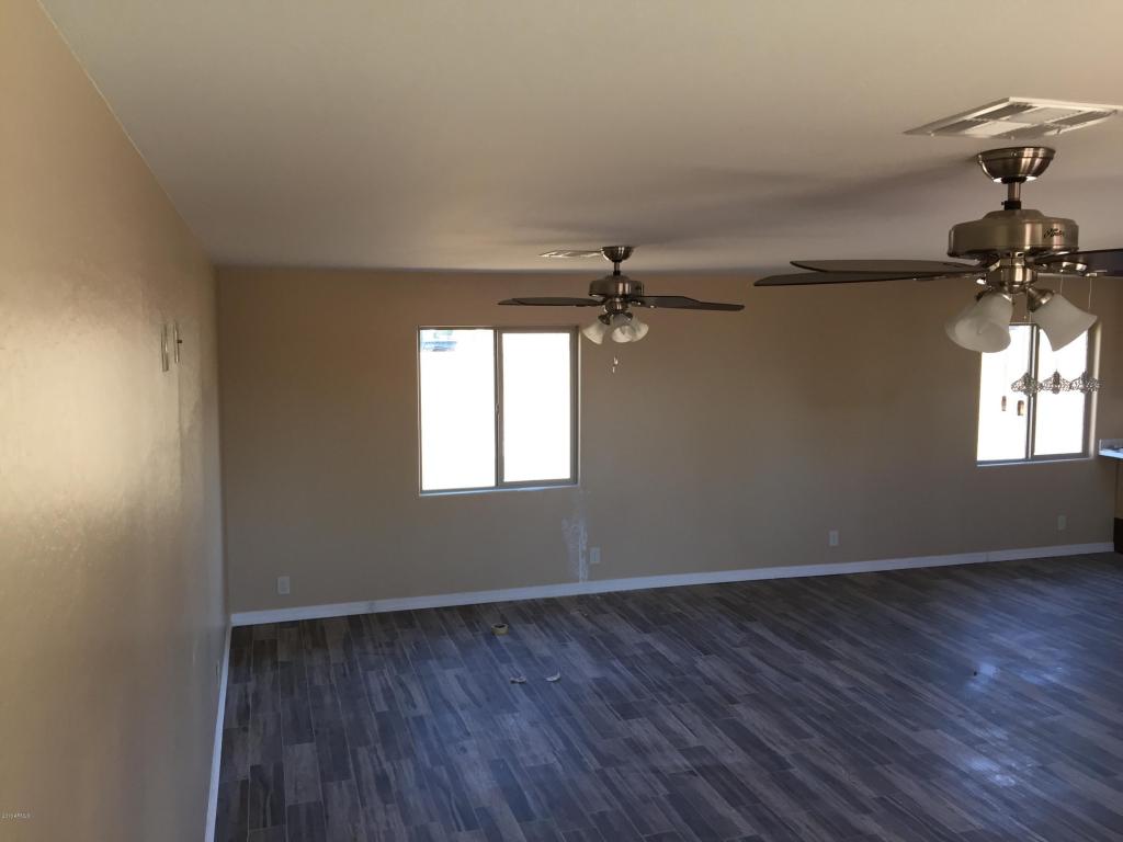 7431 W Wolf St, Phoenix, AZ 85033 photo 6