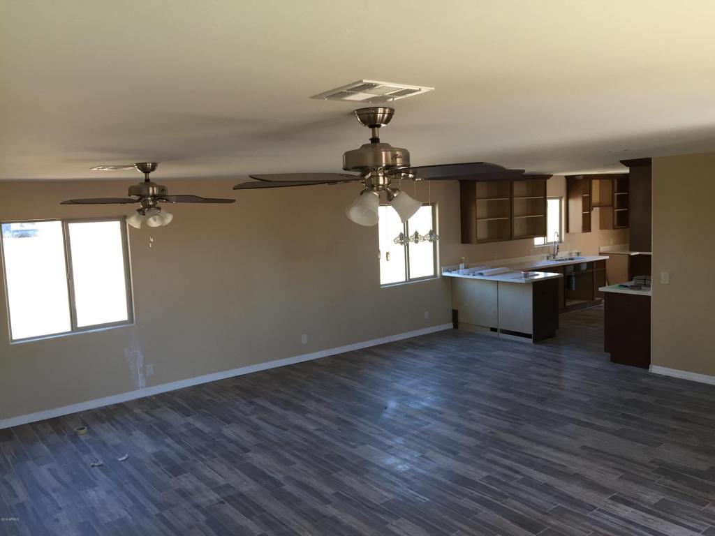 7431 W Wolf St, Phoenix, AZ 85033 photo 5