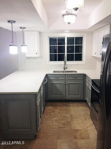 2877 E Fairmount Ave, Phoenix, AZ 85016 photo 2