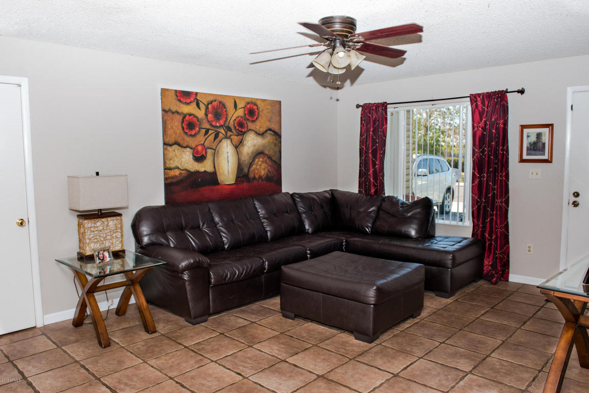 531 E Julie Dr, Tempe, AZ 85283 photo 4