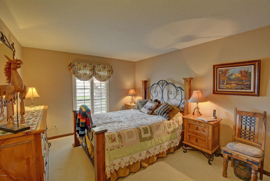 501 E Citation Ln, Tempe, AZ 85284 photo 13