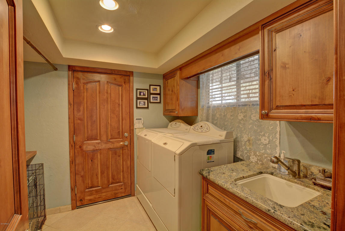 501 E Citation Ln, Tempe, AZ 85284 photo 8