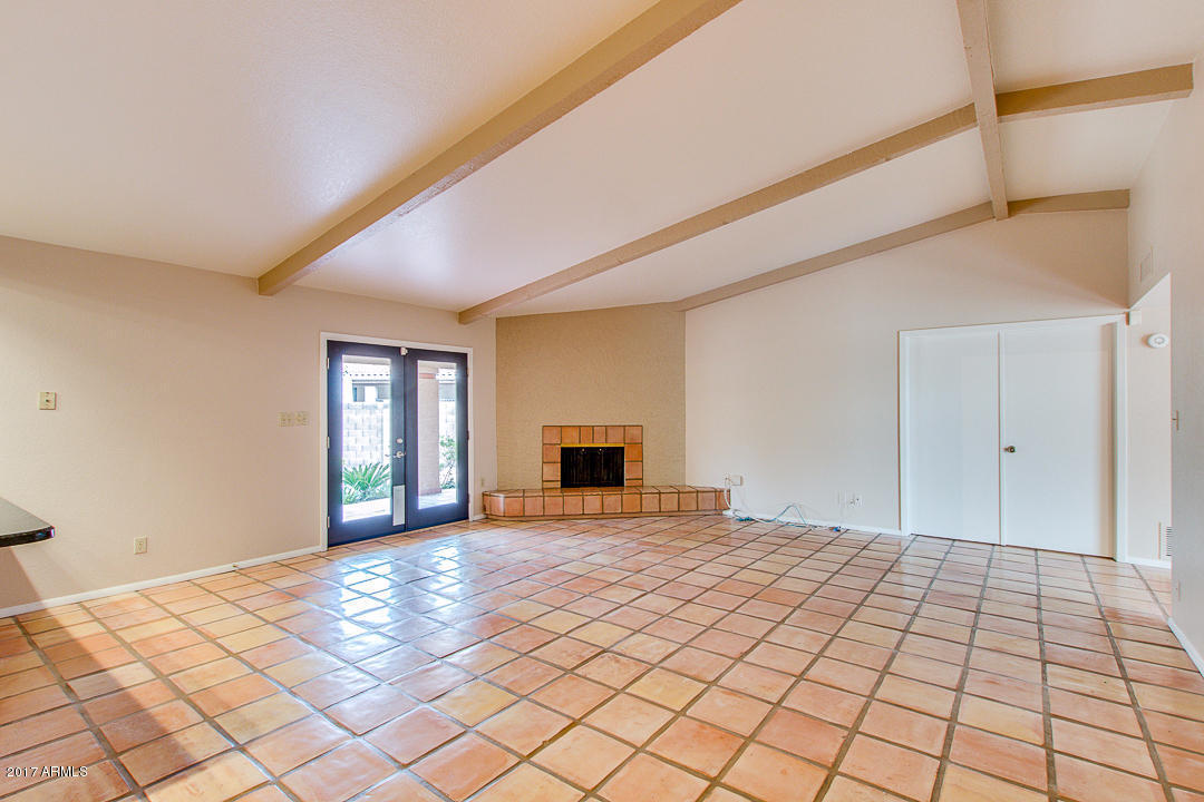7702 S Terrace Rd, Tempe, AZ 85284 photo 6