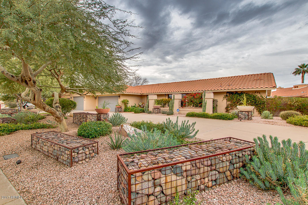 7702 S Terrace Rd, Tempe, AZ 85284 photo 2