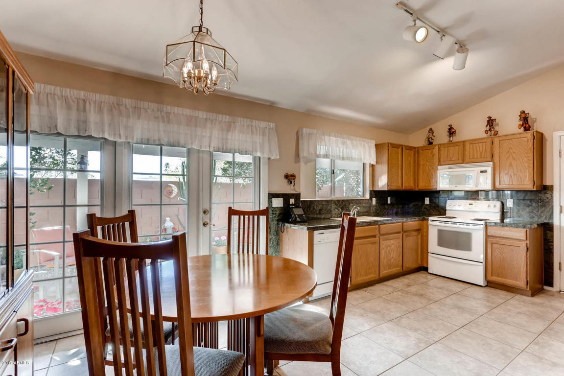 831 E Michigan Ave, Phoenix, AZ 85022 photo 11