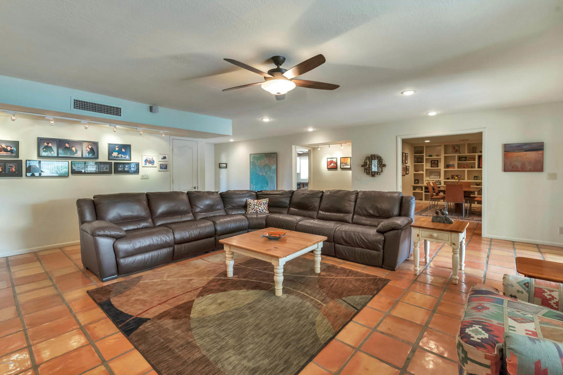 4637 E Cholla St, Phoenix, AZ 85028 photo 5